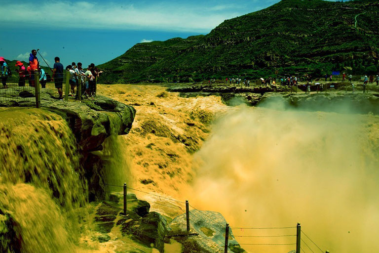 Magnificent View of Hukou Waterfall (Shaanxi Side)