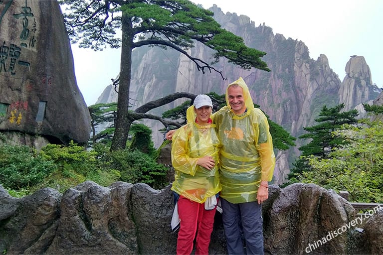 Karl's Group - Greeting Pine, Huangshan