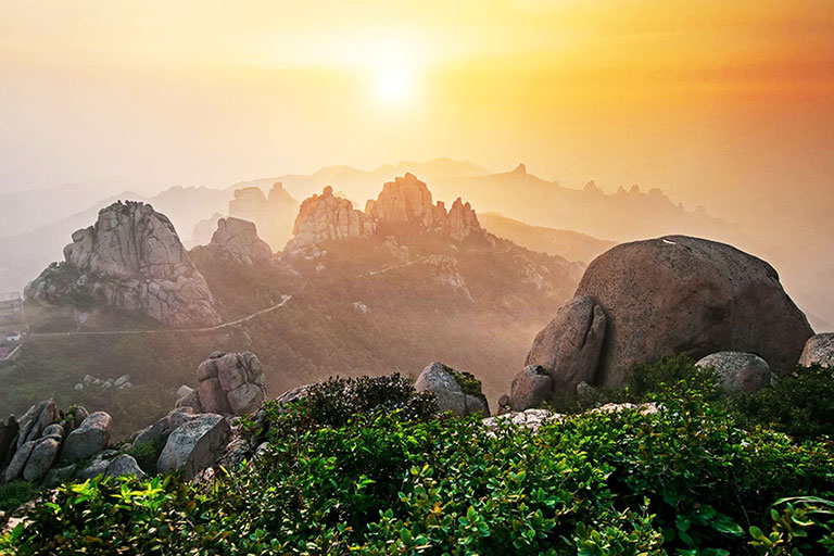 Lao Mountain Scenic Area