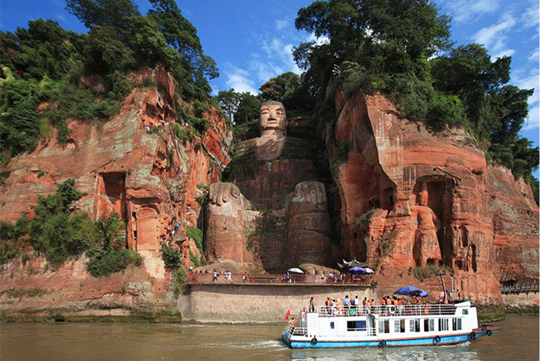 Panorama of Leshan Giant Buddha 