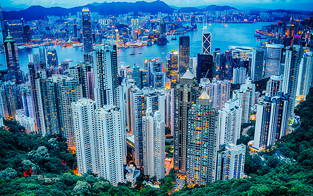 View of victoria peak from Sky Terrace 428