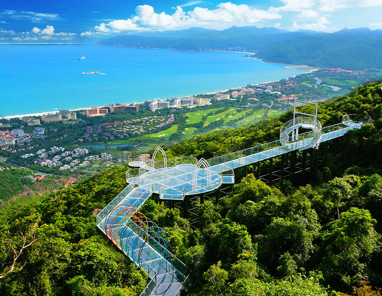 Stunning Yalong Bay Lying under the Tropical Paradise Forest Park